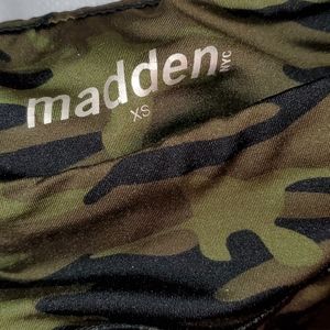 Steve Madden xs camo leggings